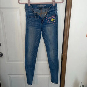 American Eagle Skinny Jeans Embroidered Accent